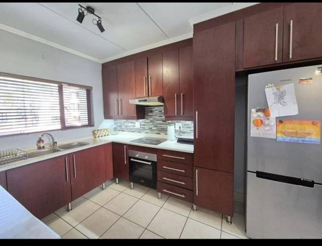 2 BEDROOM PROPERTY TO RENT IN SOLHEIM